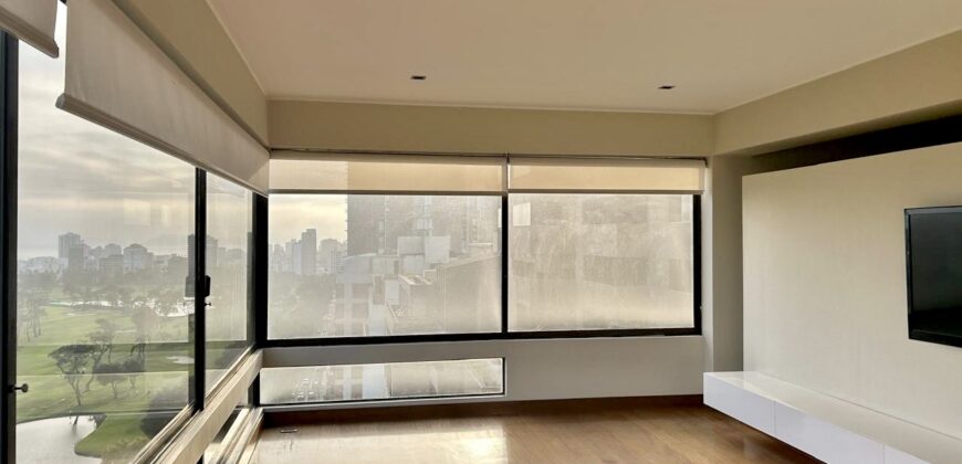 Exclusivo Departamento con Vista Al Golf de San Isidro en Venta